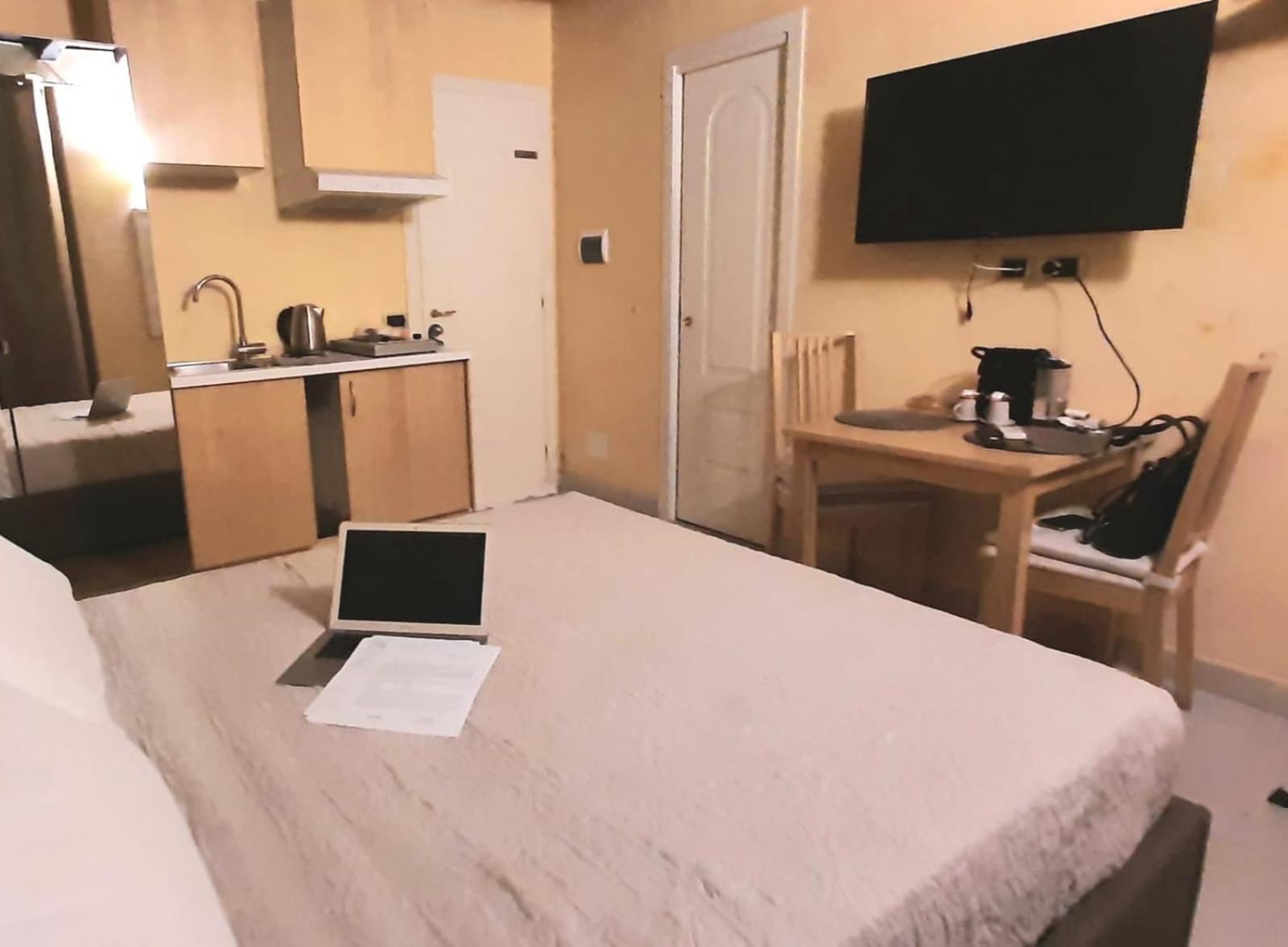 Trinita Dei Monti Hotel Рим Екстериор снимка